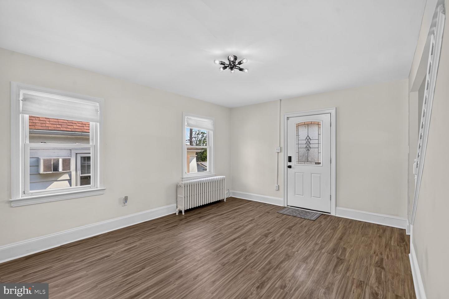 4208 Shell St Property Photo 9