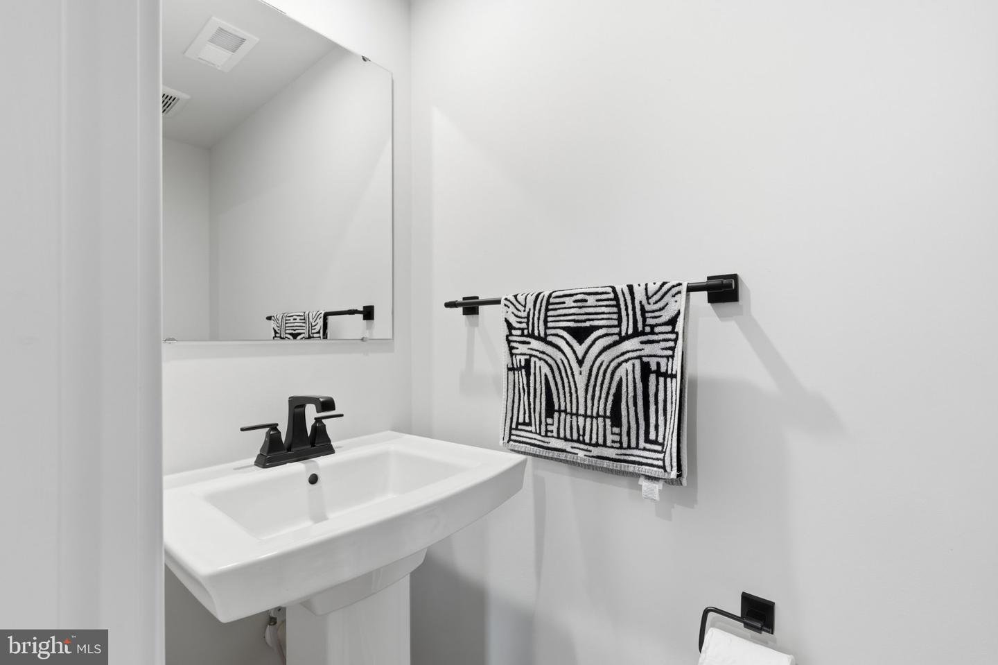 130 Green Branch Rd Property Photo 6