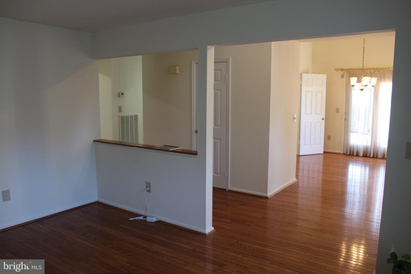 9217 Hobart St Property Photo 40