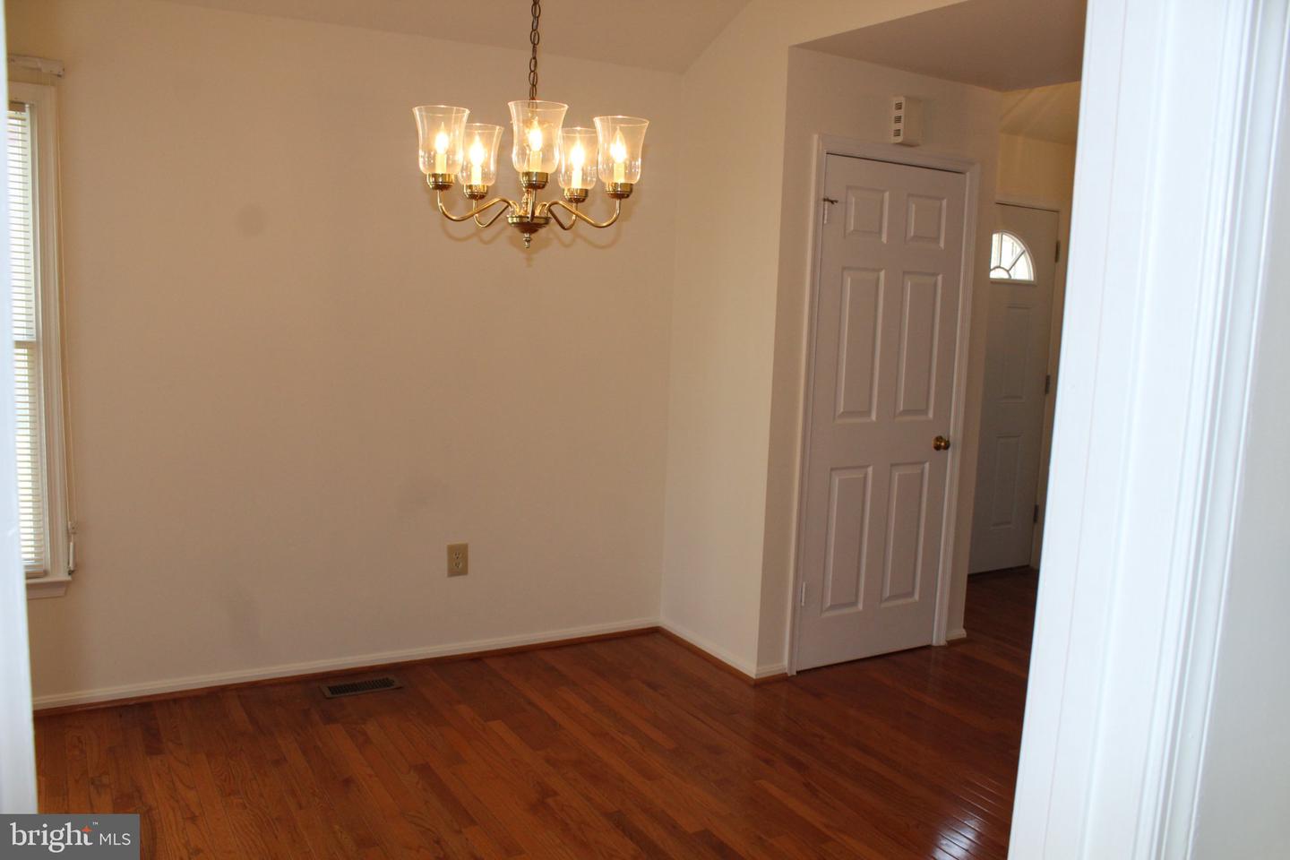9217 Hobart St Property Photo 43