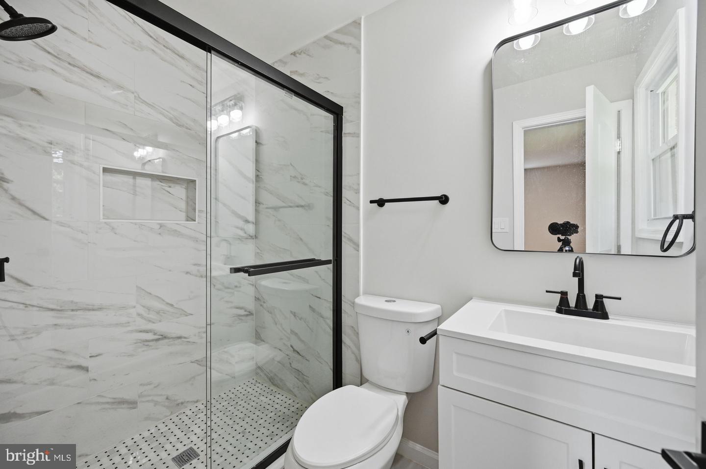 5030 Leland Dr Property Photo 10