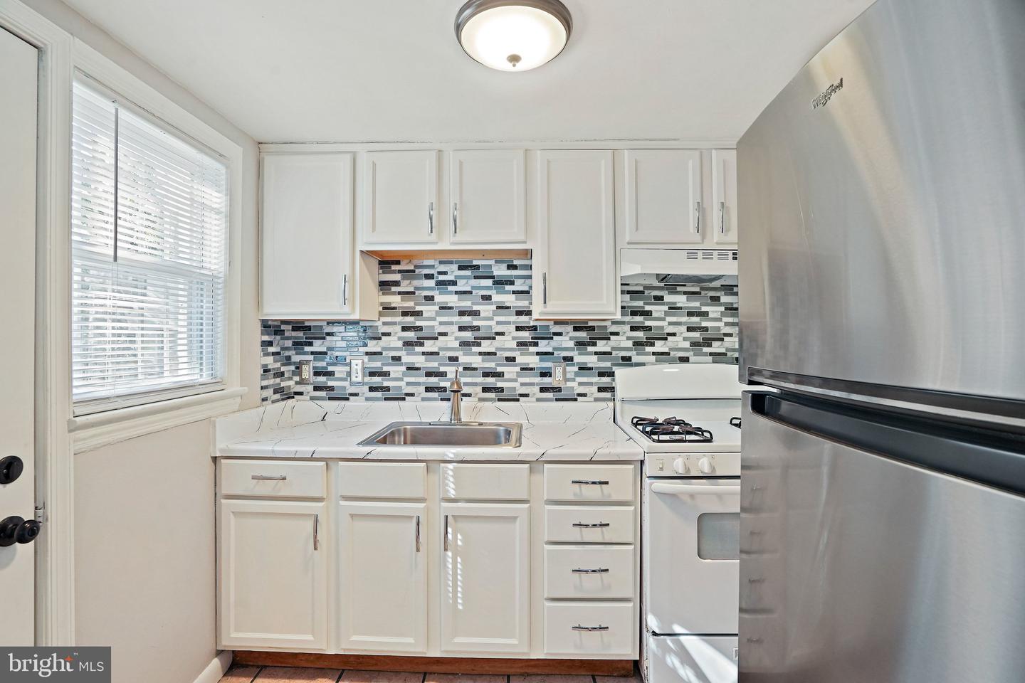 2613 Colebrooke Dr #24 Property Photo 8