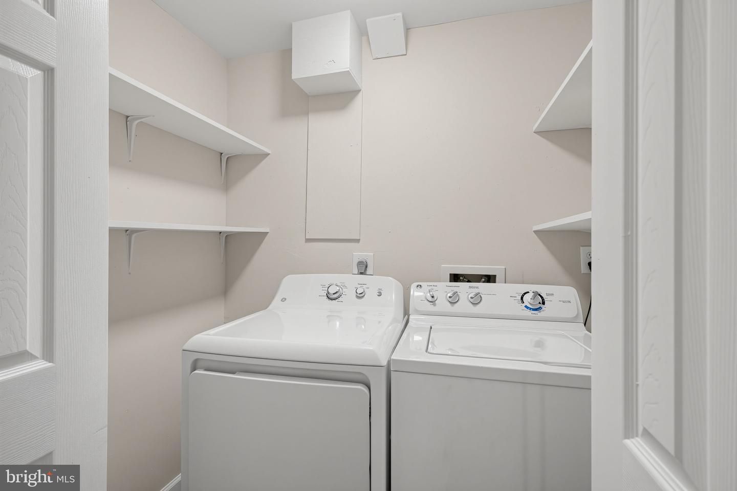 16205 Brookmead Ct Property Photo 28