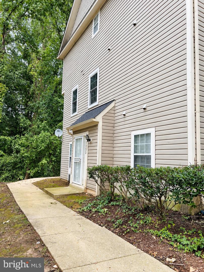 7252 Mahogany Dr #1 Property Photo 10