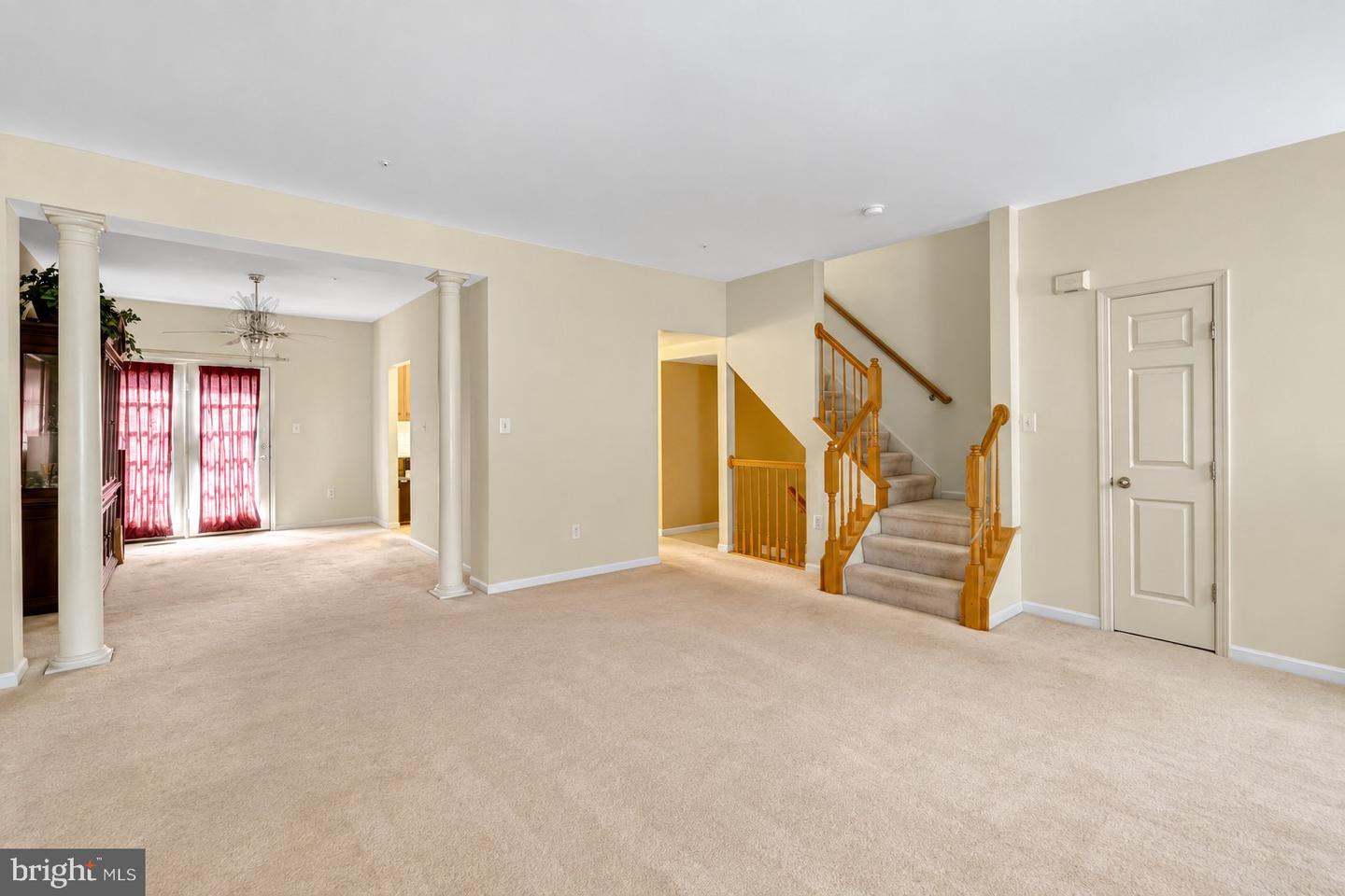 7305 Rotunda Ct Property Photo 6