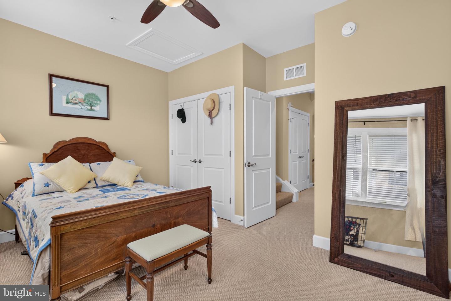 4644 Woodberry St Property Photo 29