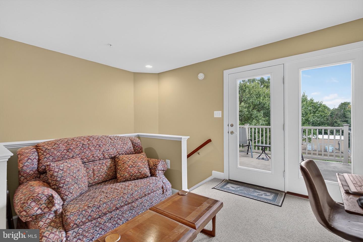 4644 Woodberry St Property Photo 32