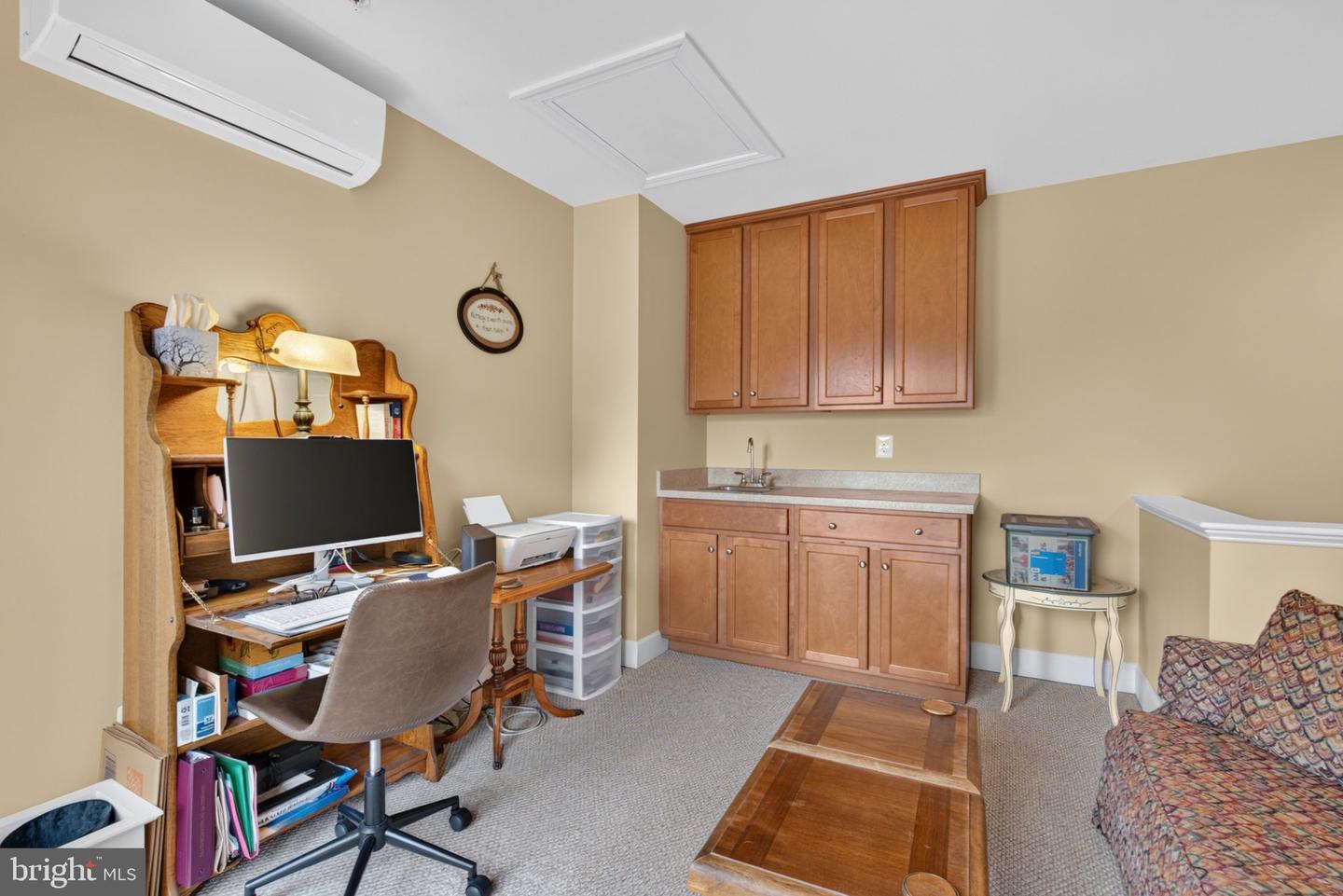 4644 Woodberry St Property Photo 33