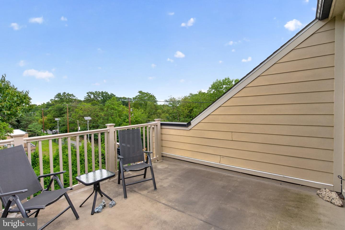 4644 Woodberry St Property Photo 35