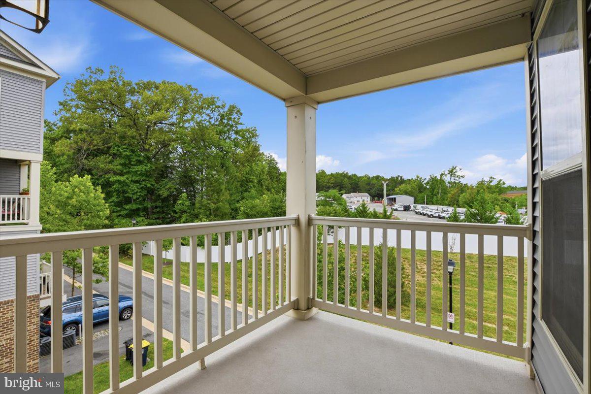 10102 Dorsey Ln Property Photo 12