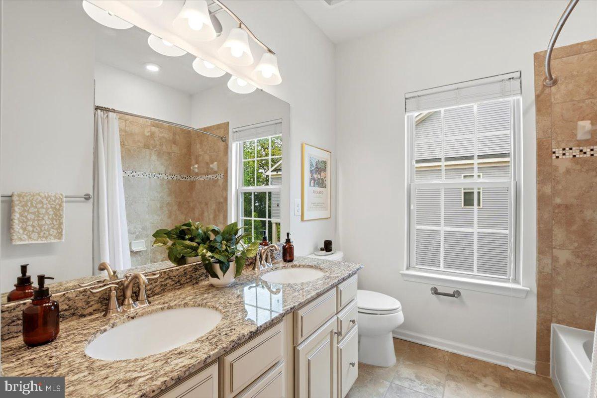 10102 Dorsey Ln Property Photo 24