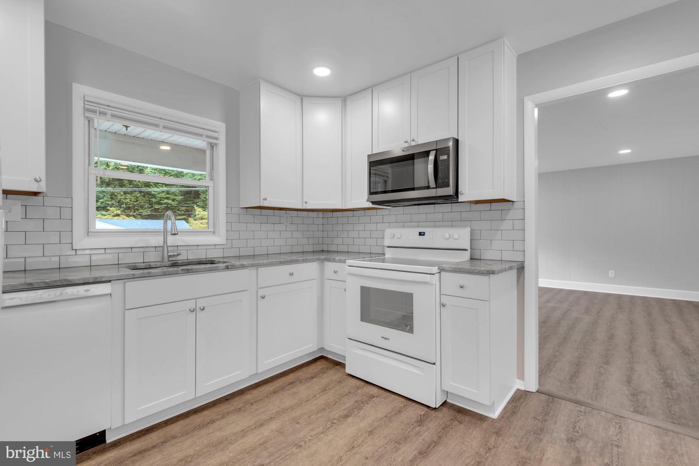 12902 Kendale Property Photo 11