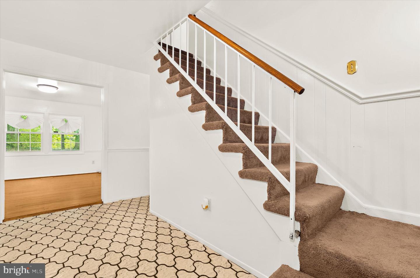 9203 Twin Hill Ln Property Photo 15