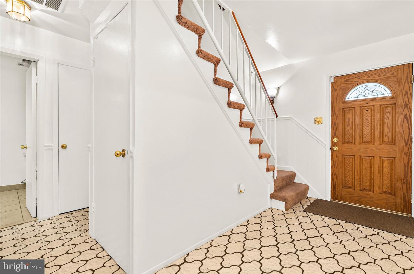 9203 Twin Hill Ln Property Photo 16