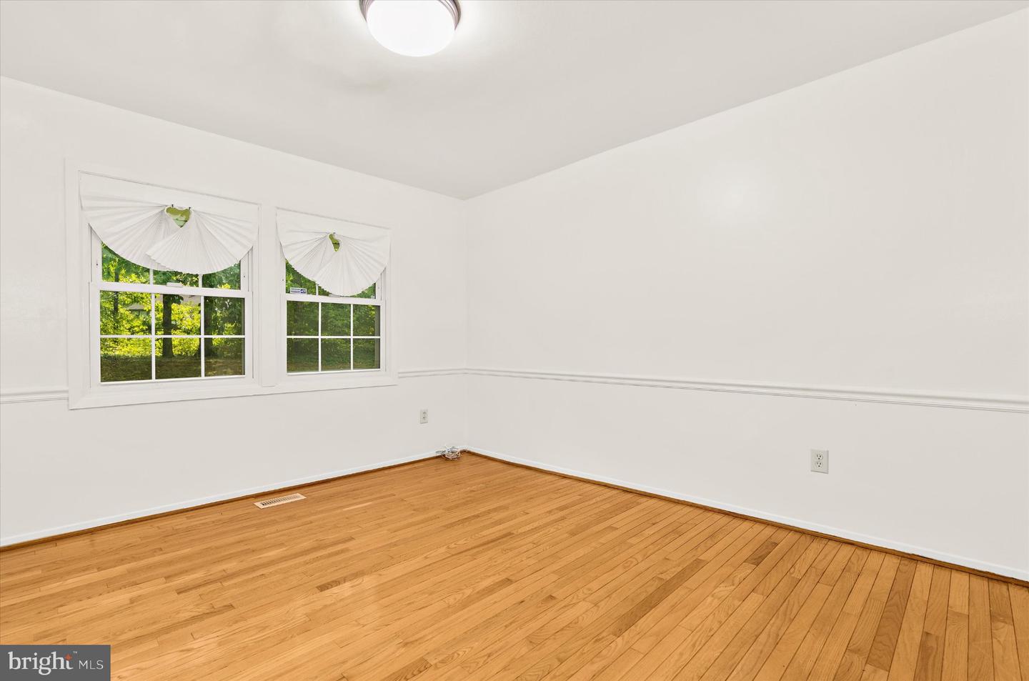 9203 Twin Hill Ln Property Photo 22
