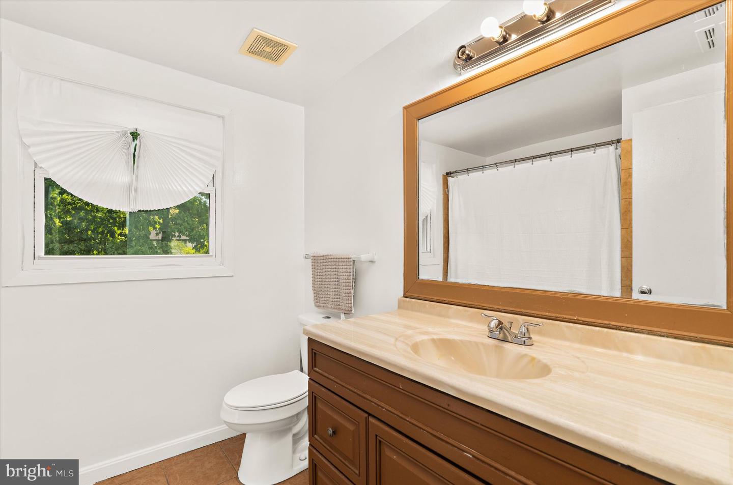 9203 Twin Hill Ln Property Photo 48