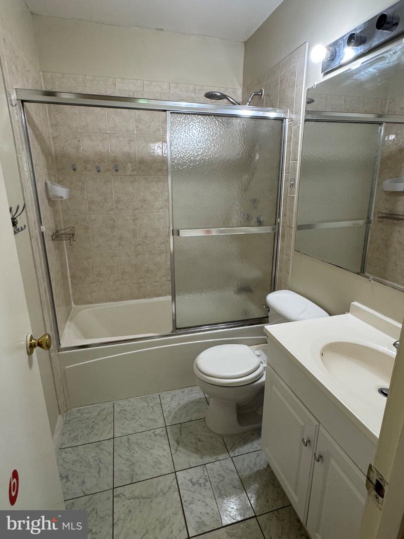14841 Ashford Pl Property Photo 21