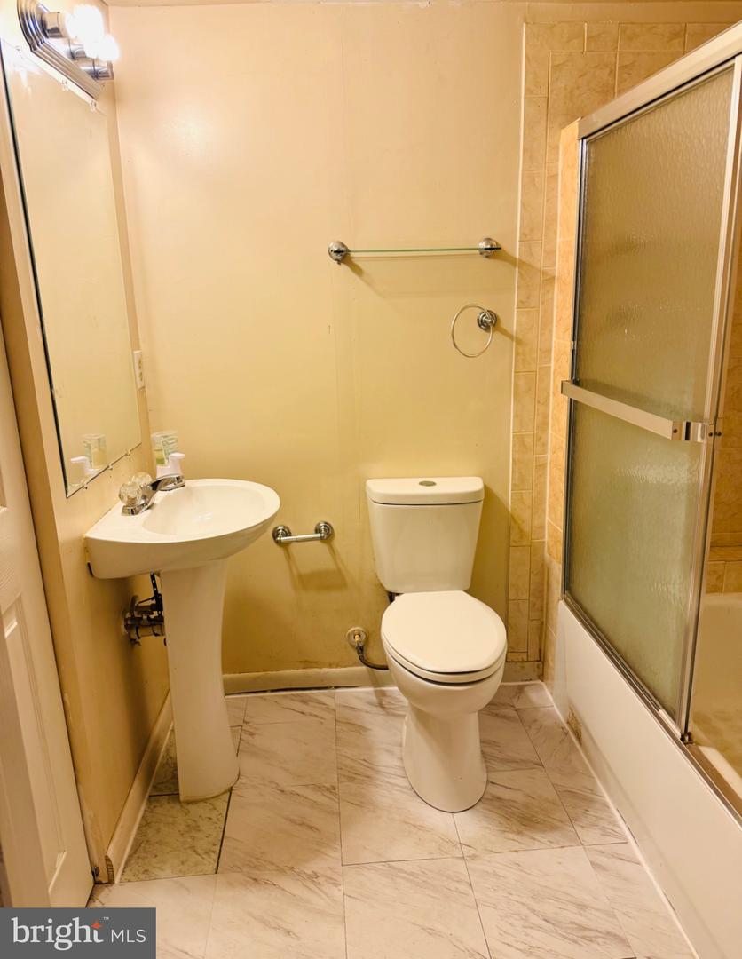14841 Ashford Pl Property Photo 29