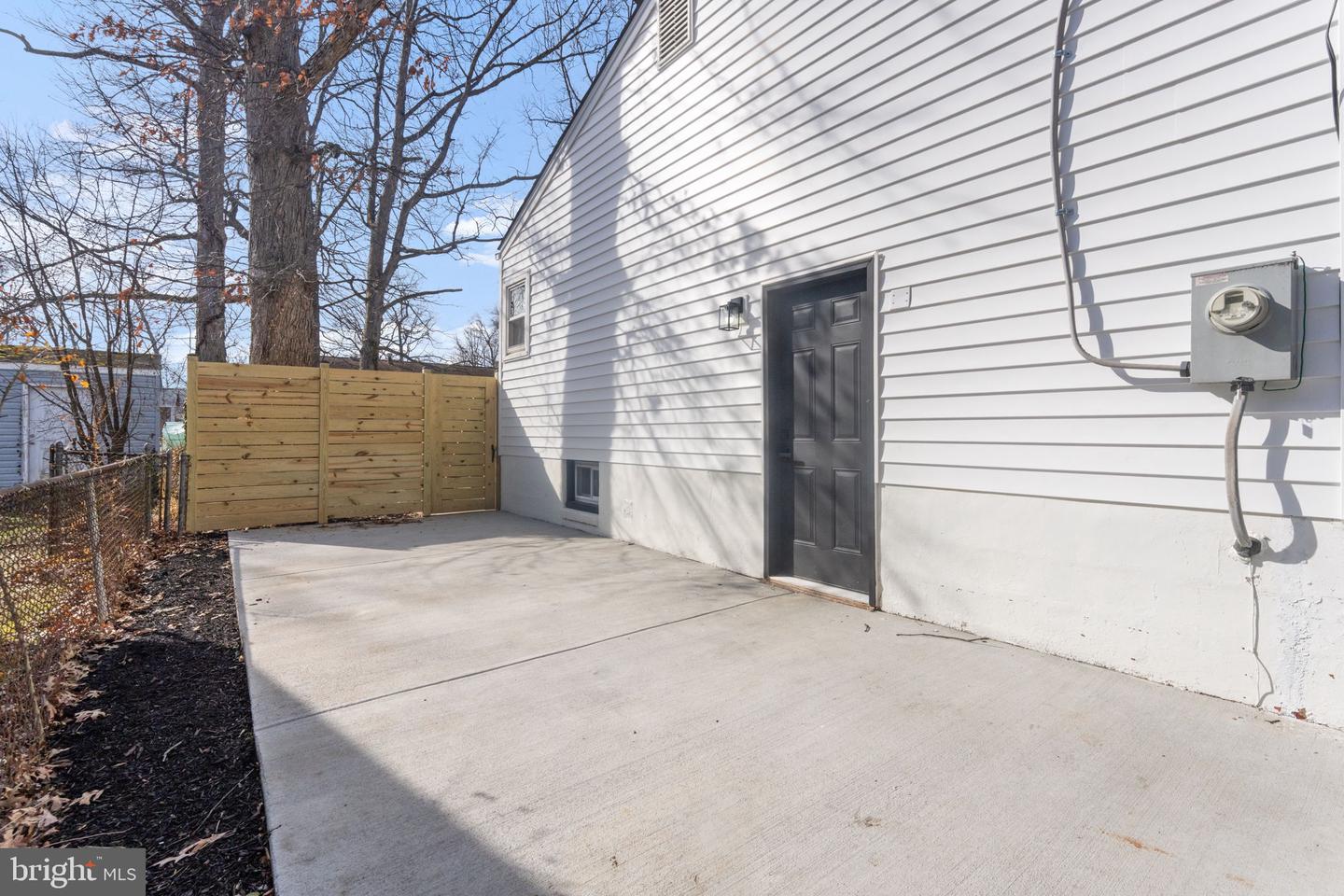 9603 Woodland Ave Property Photo 44