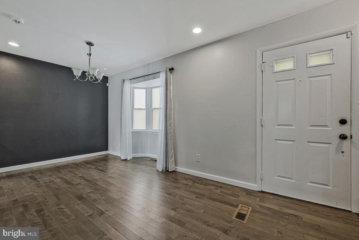 7054 Palamar Turn Property Photo 5