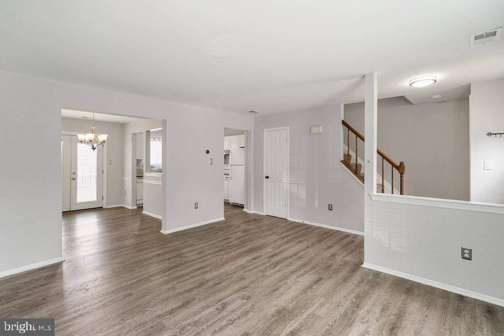 2279 Prince Of Wales Ct Property Photo 11