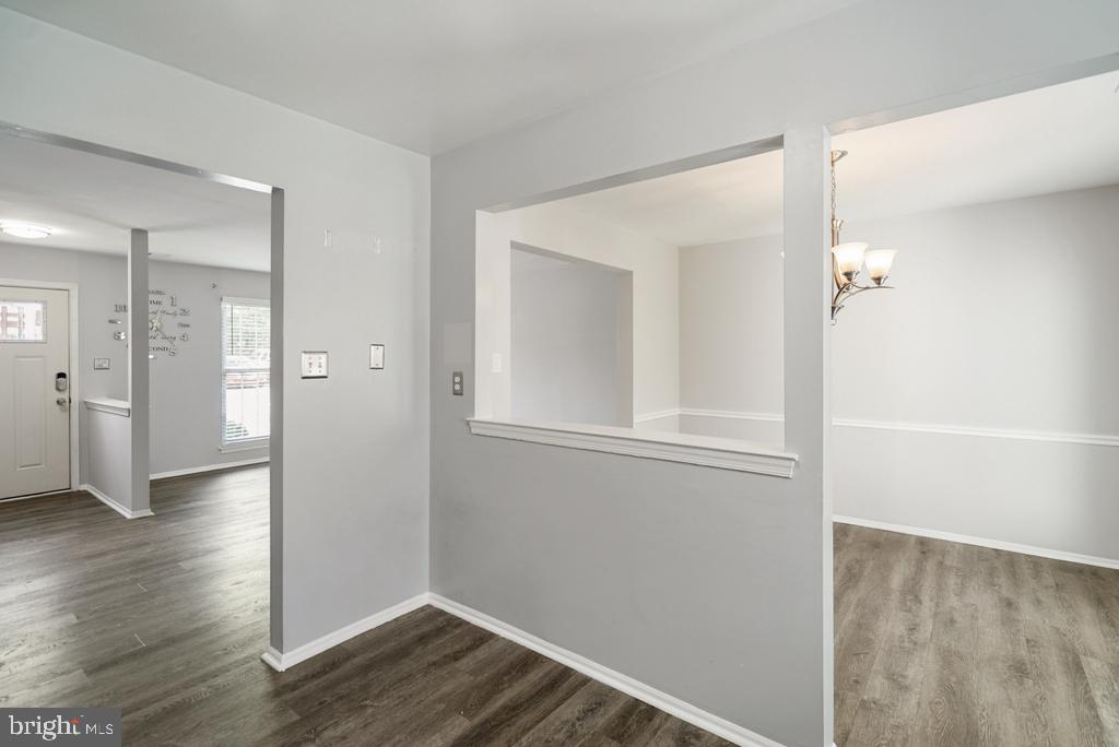 2279 Prince Of Wales Ct Property Photo 23