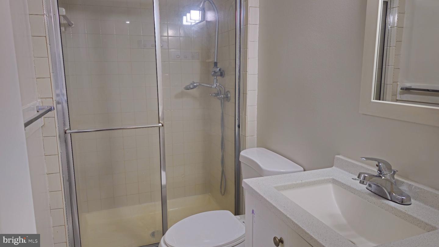 12304 Melling Property Photo 7