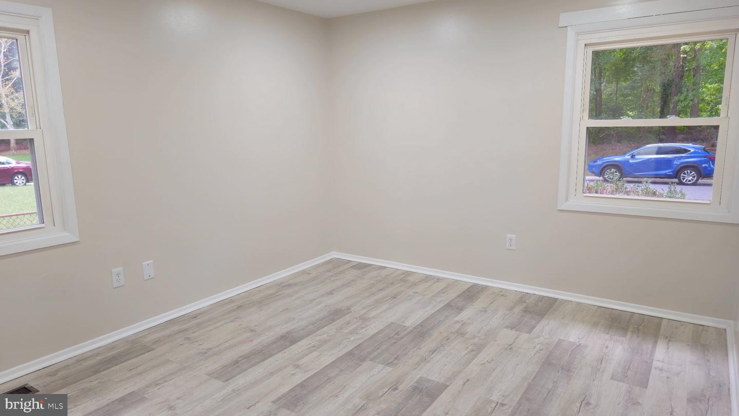12304 Melling Property Photo 10