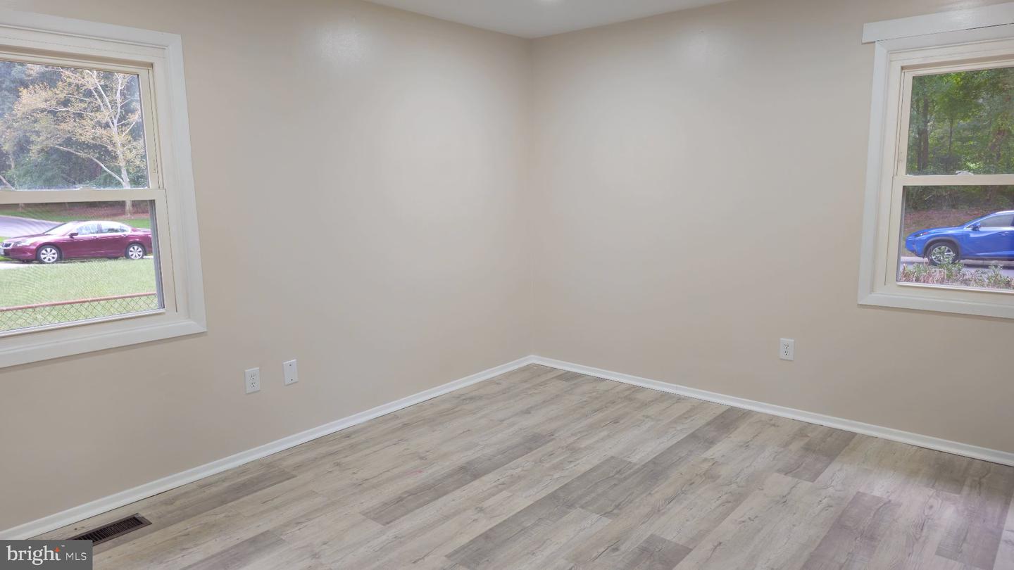 12304 Melling Property Photo 11