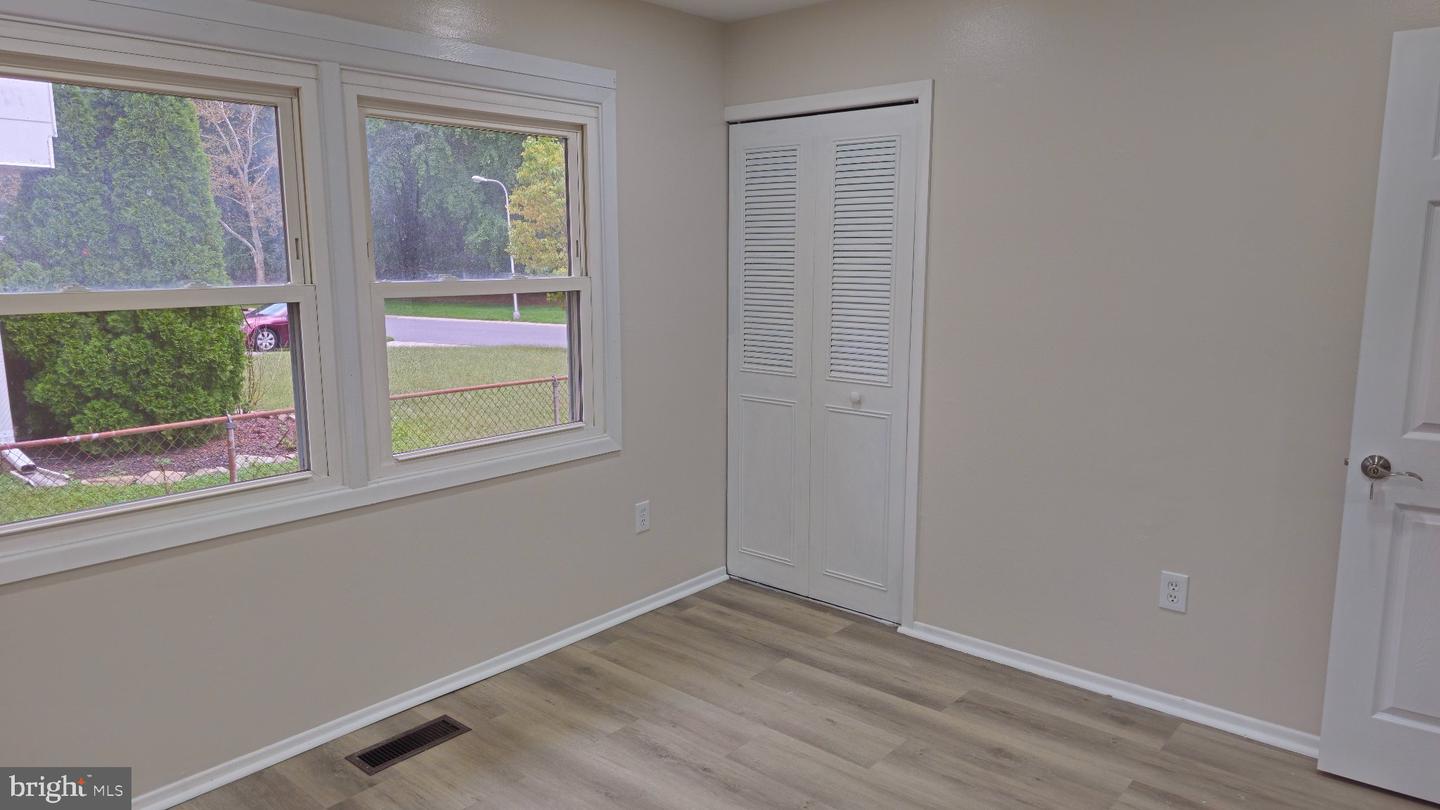 12304 Melling Property Photo 13