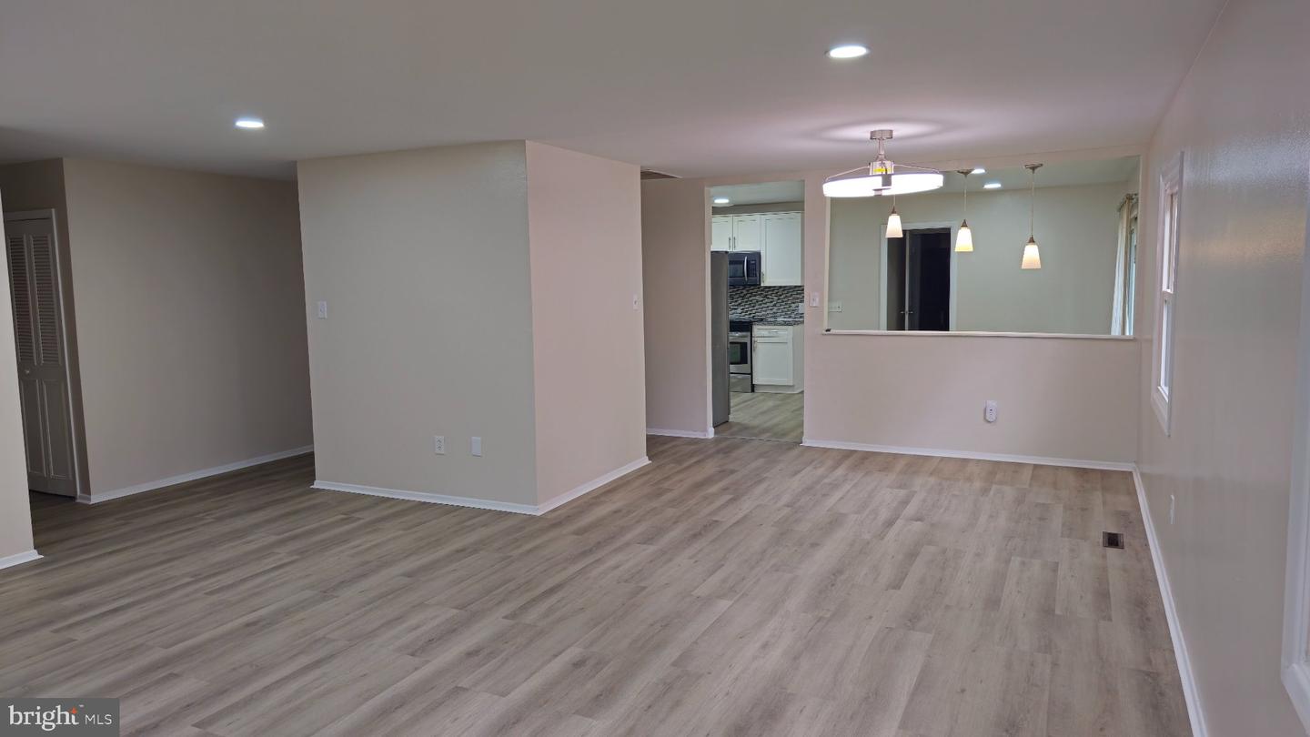 12304 Melling Property Photo 33