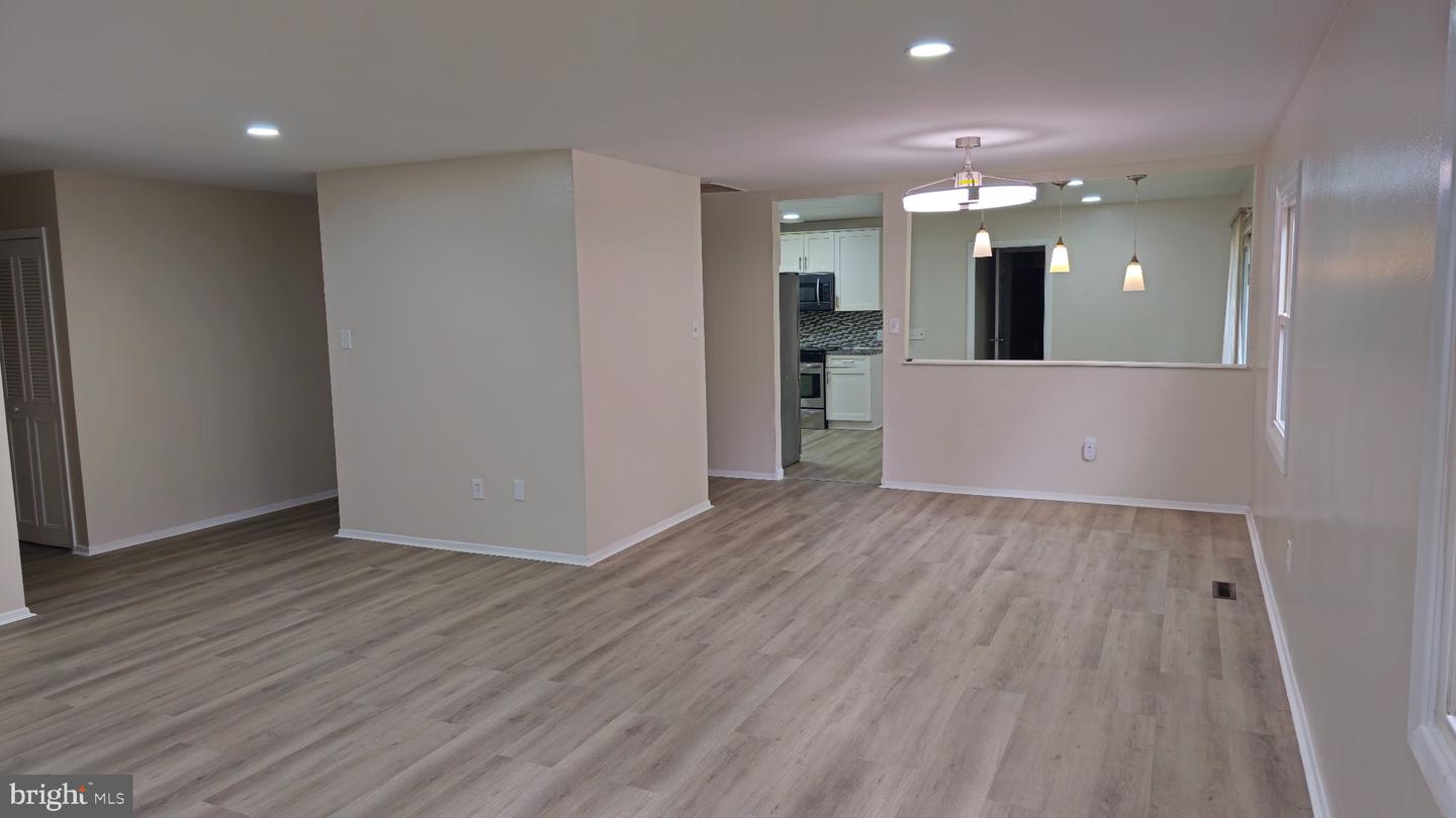 12304 Melling Property Photo 34