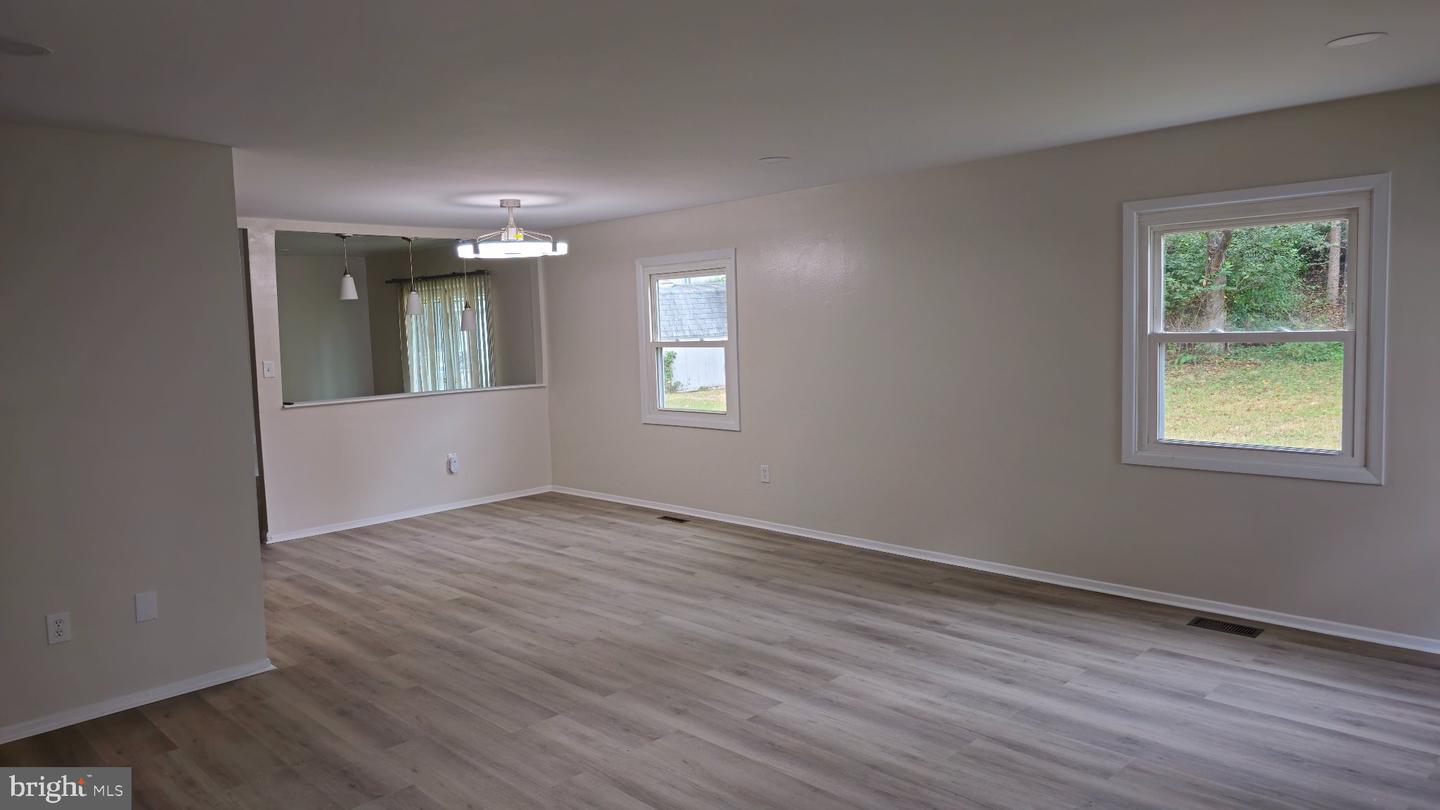12304 Melling Property Photo 36