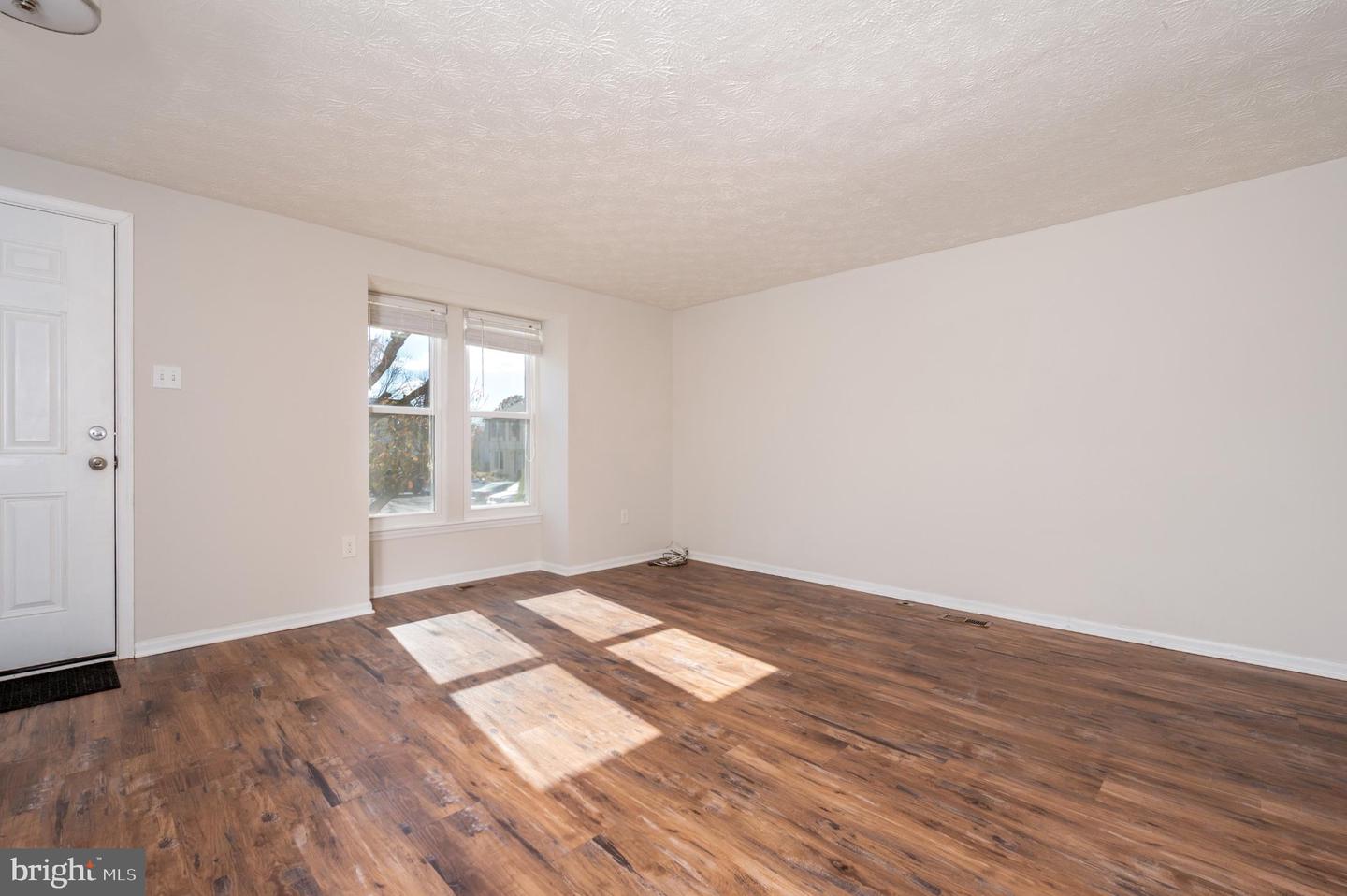 MDPG2219156 Property Photo 6