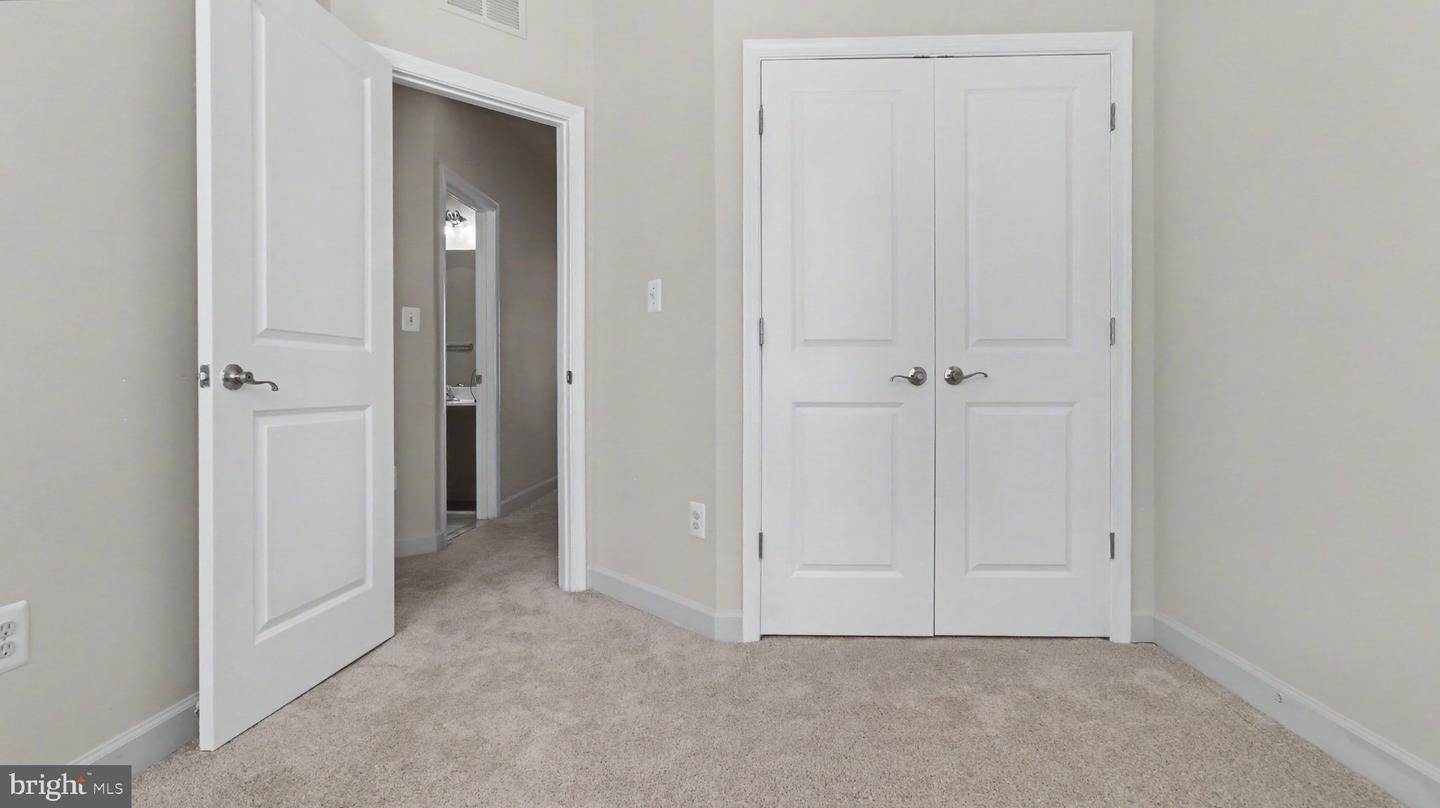 MDPG2219168 Property Photo 31