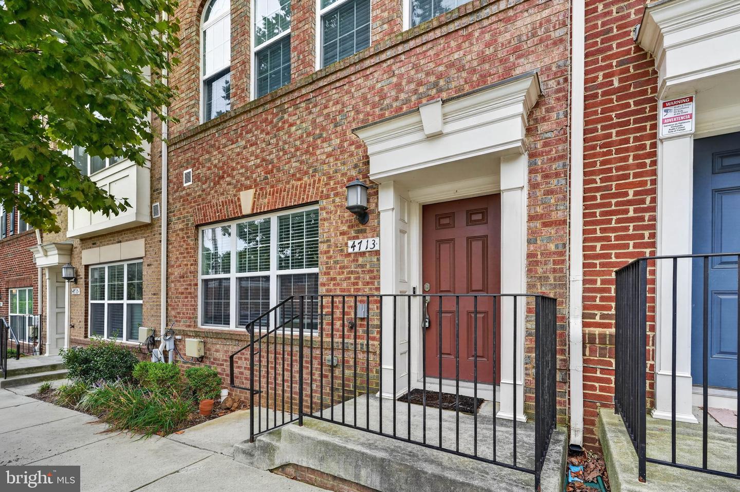 4713 CHEROKEE STREET Property Photo 1