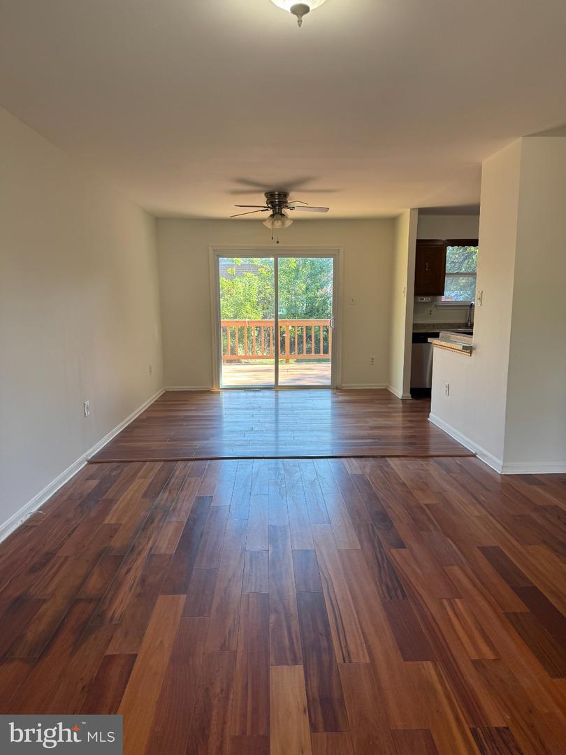 9201 51st Ave Property Photo 4