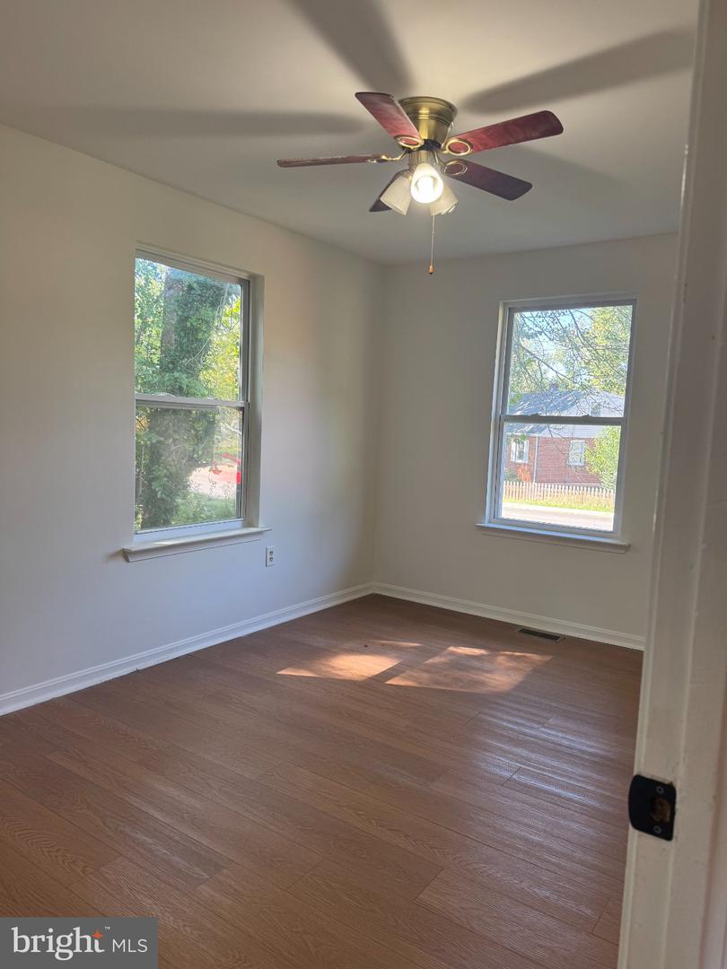 9201 51st Ave Property Photo 10