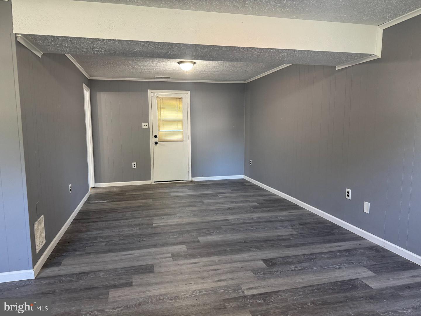 9201 51st Ave Property Photo 16