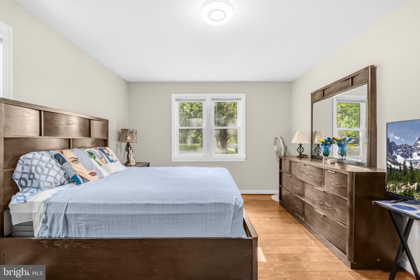 4804 Henderson Rd Property Photo 15