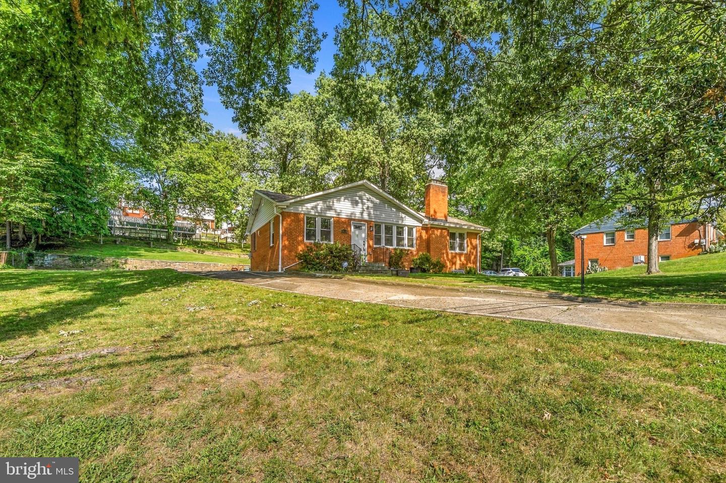4804 Henderson Rd Property Photo 38