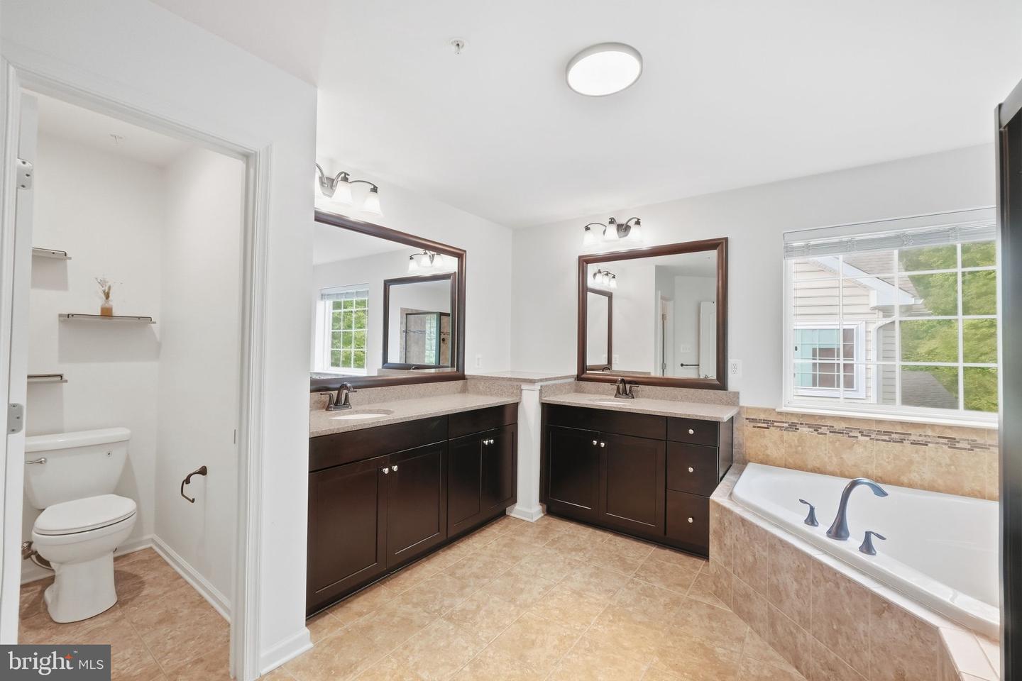 3012 Lake Forest Dr Property Photo 30