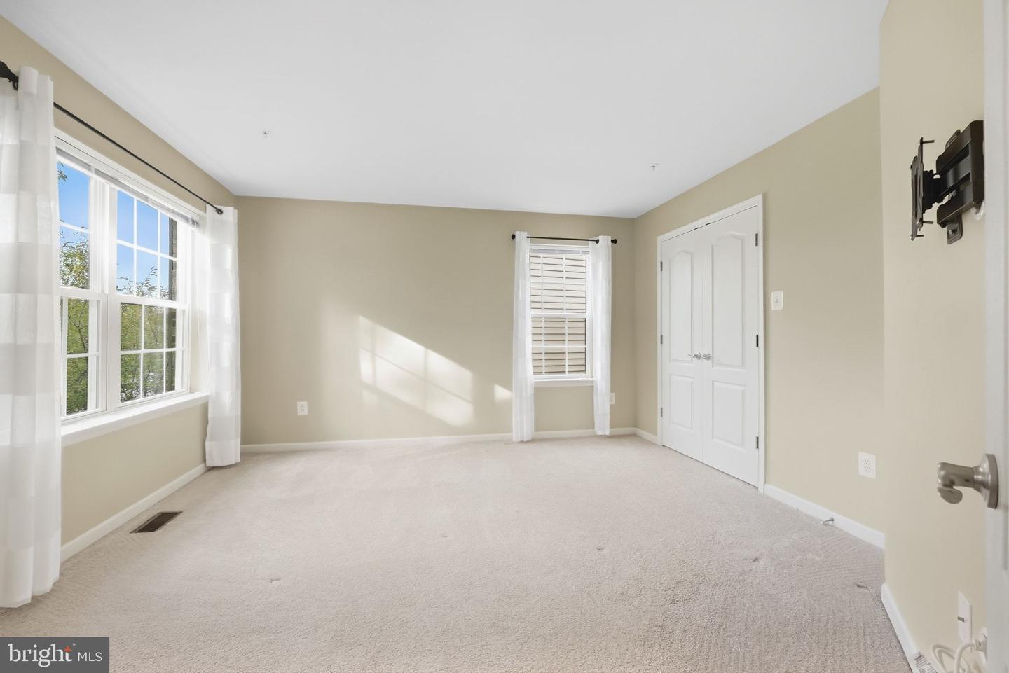 3012 Lake Forest Dr Property Photo 37