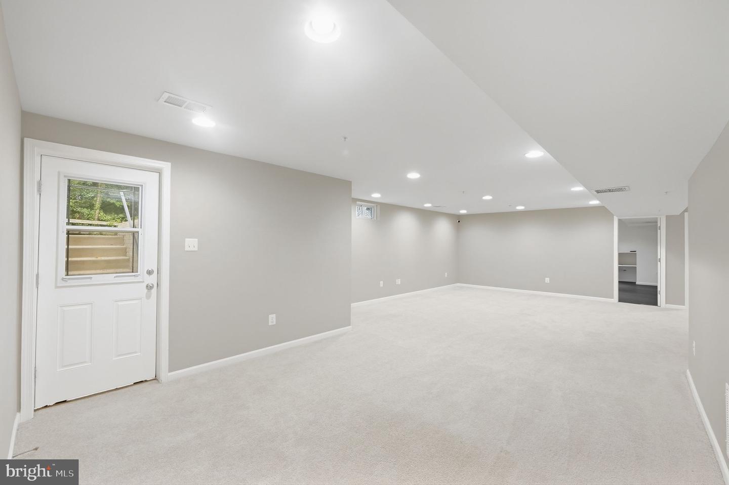 3012 Lake Forest Dr Property Photo 43