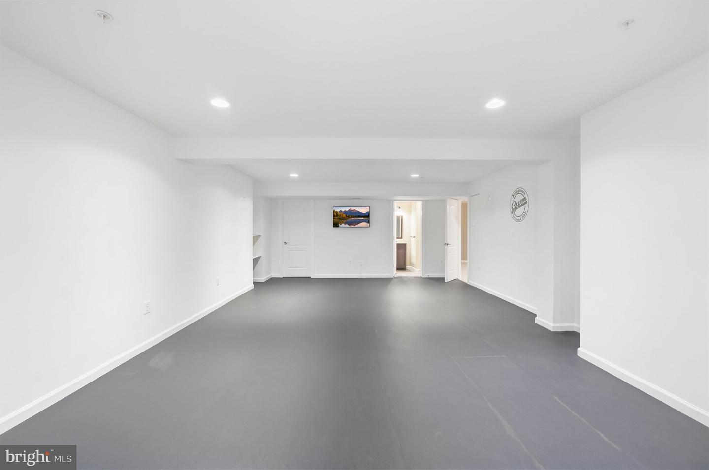 3012 Lake Forest Dr Property Photo 45
