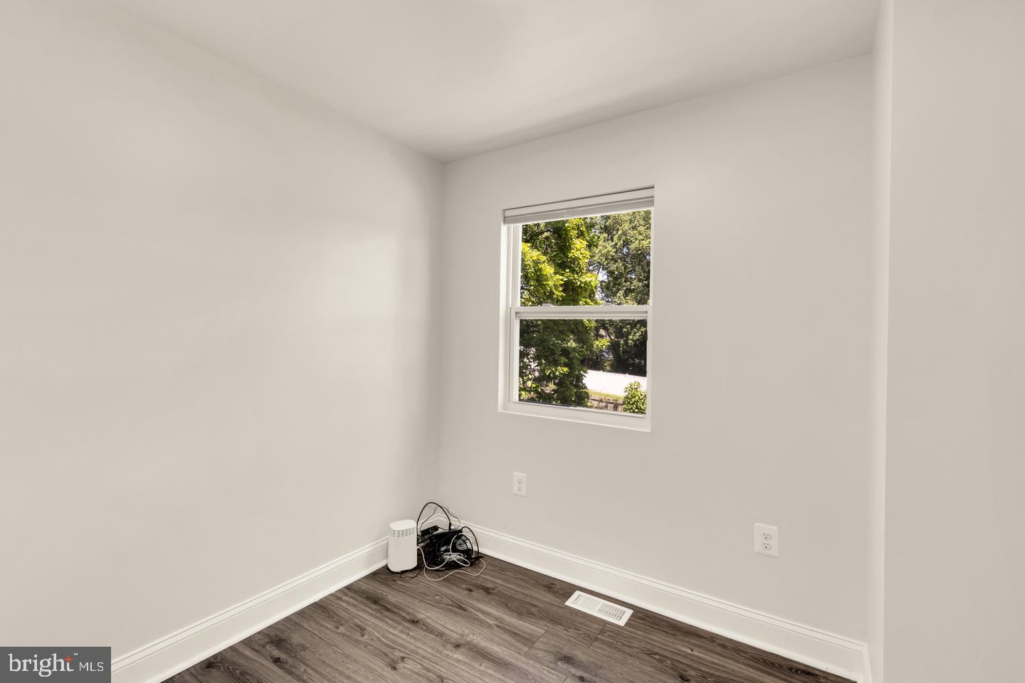 1002 58th Ave Property Photo 36