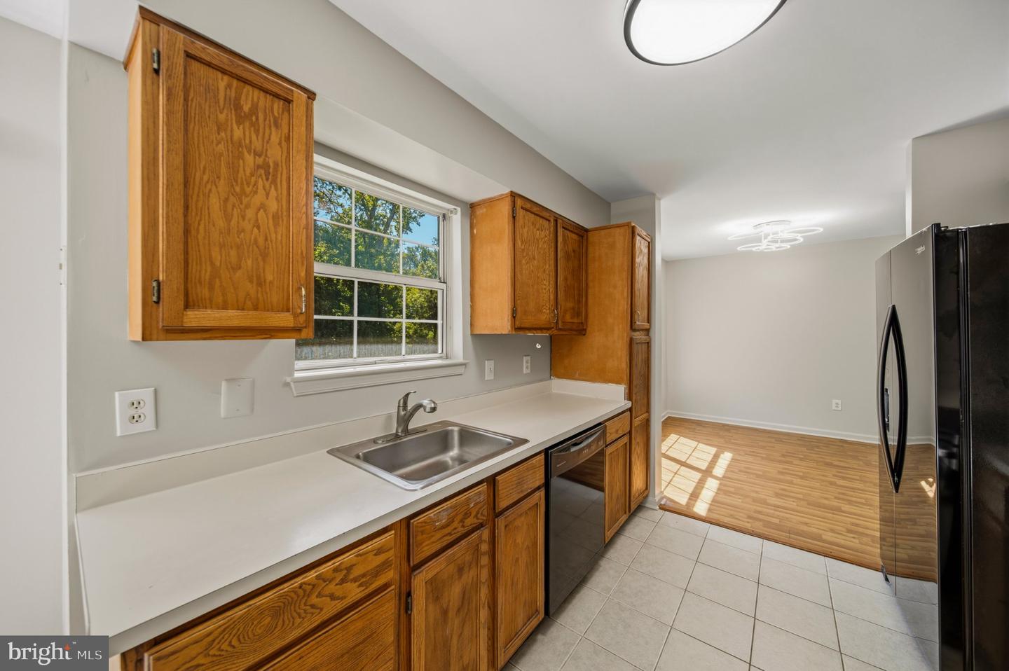 9514 Fox Run Dr Property Photo 13