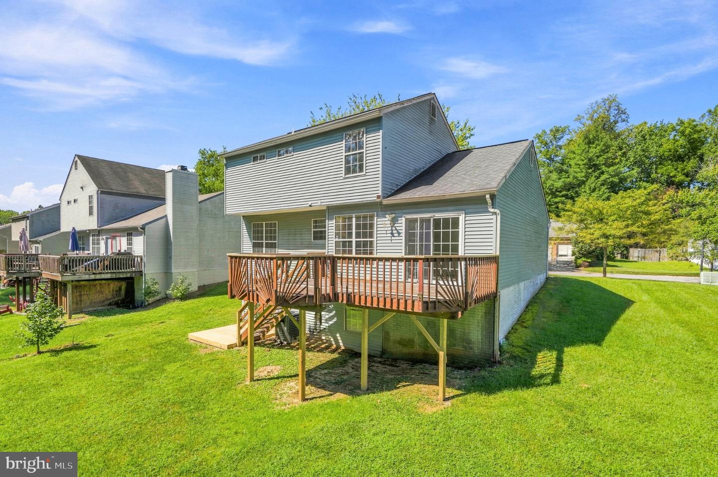 9514 Fox Run Dr Property Photo 37