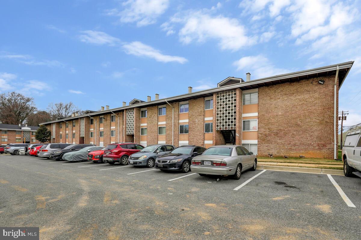 561 Wilson Bridge Dr #b1 Property Photo 4