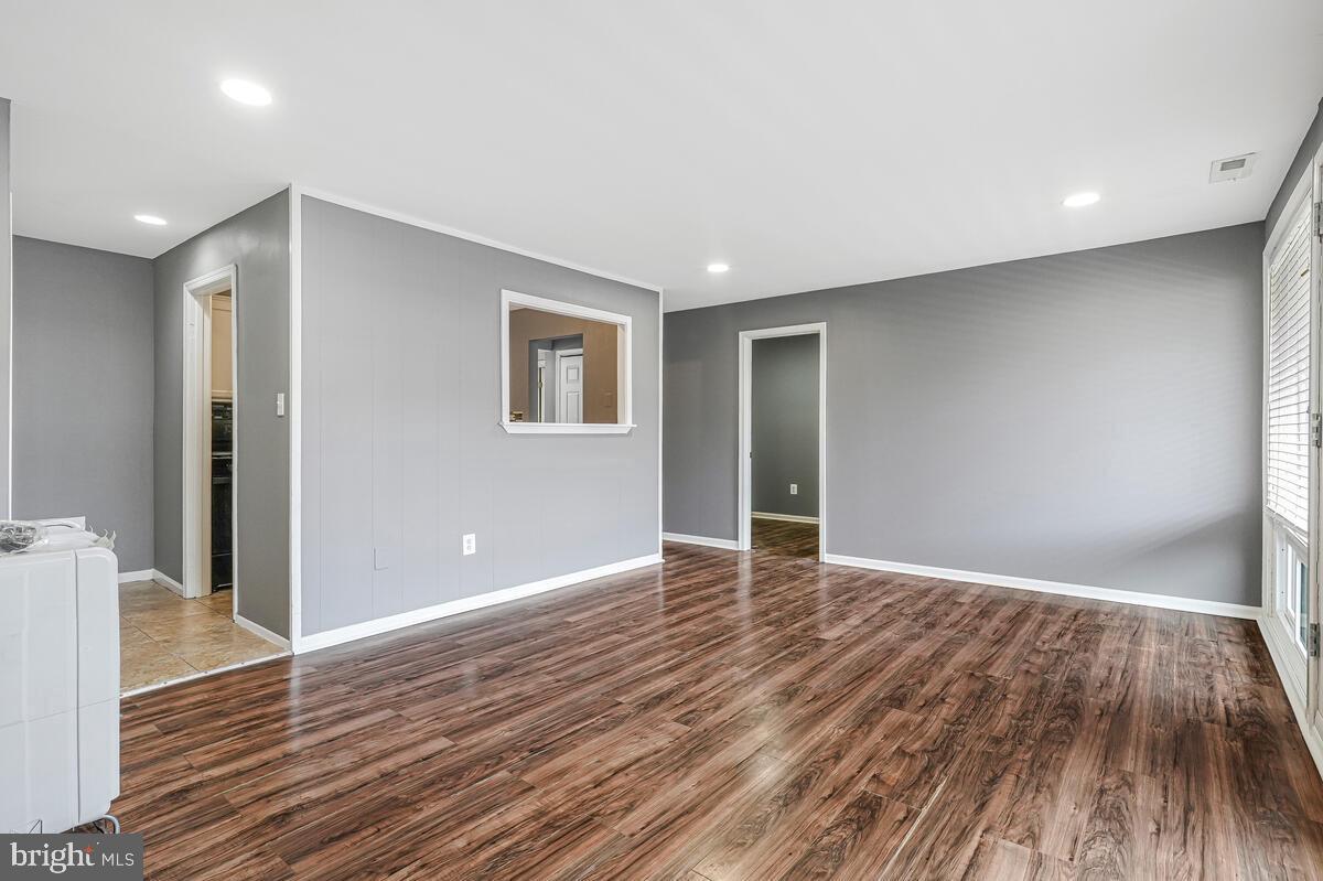 561 Wilson Bridge Dr #b1 Property Photo 9